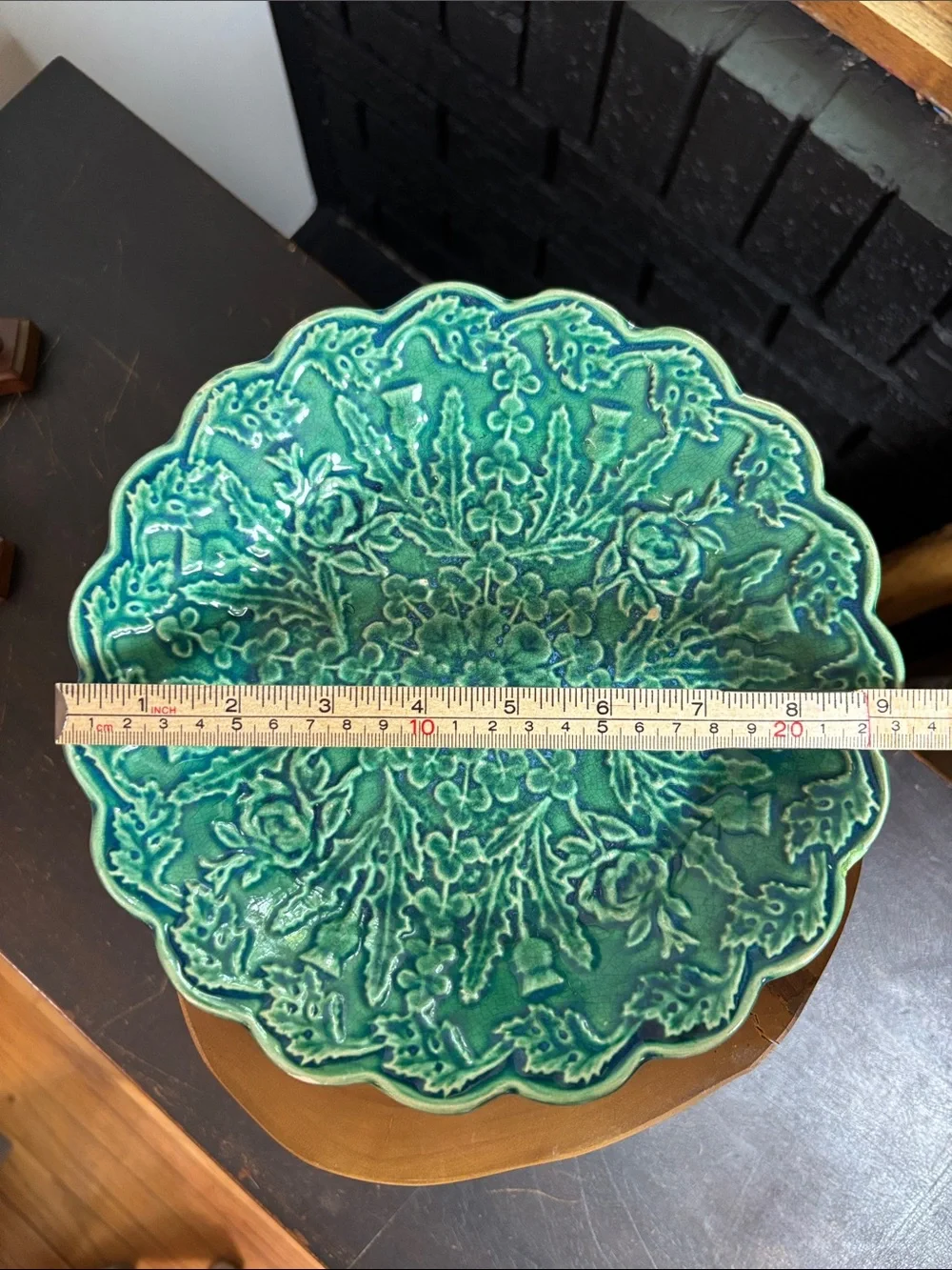Antique Victorian-era green Majolica Thistles and Clover floral scalloped 1800’s